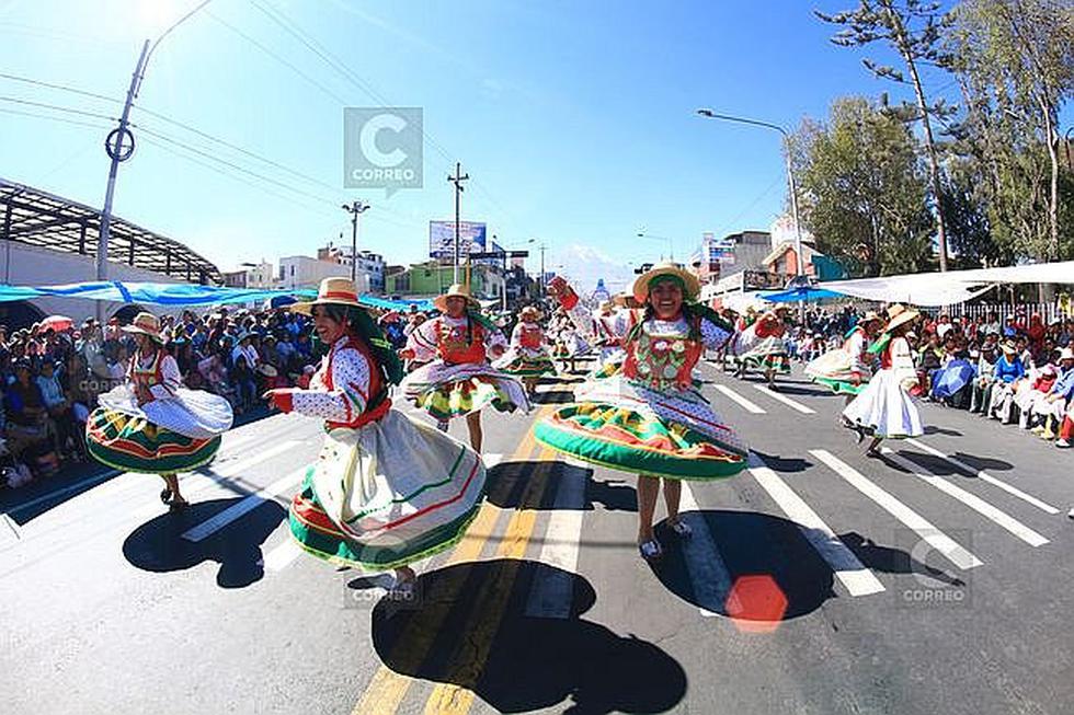 CIRCA celebró sus 59 años con colorido corso (FOTOS)