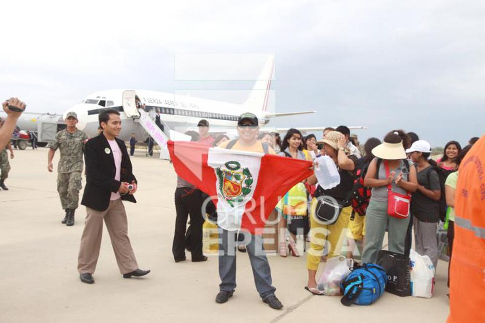 Primer grupo de peruanos varados en Colombia llegó a Piura