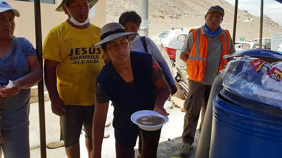 Mujer salvo a esposo discapacitado e hijo del huaico en Tacna