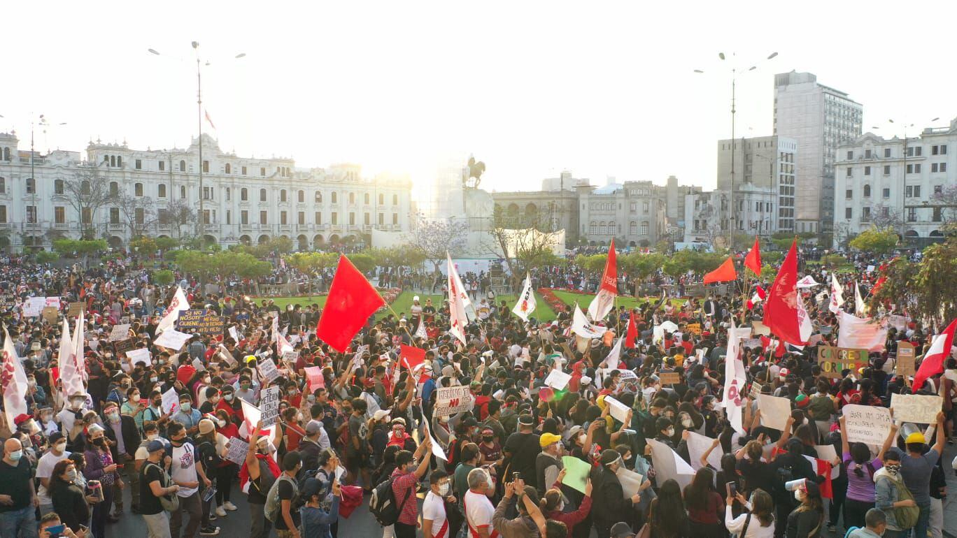 EN VIVO Marcha nacional: Protestas contra Manuel Merino continúan por  cuarto día (FOTOS) - AP Noticias Perú