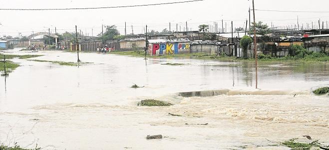 30 mil personas afectadas en Tumbes por el fenómeno El Niño
