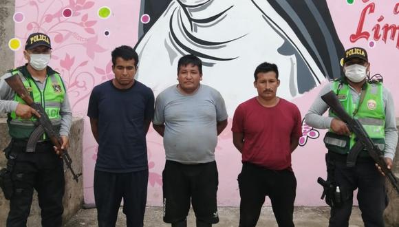 Agentes de la División de Protección de Carreteras capturaron a tres sospechosos del triple asesinato en la zona de La Pampa, en Madre de Dios. (Foto: PNP)
