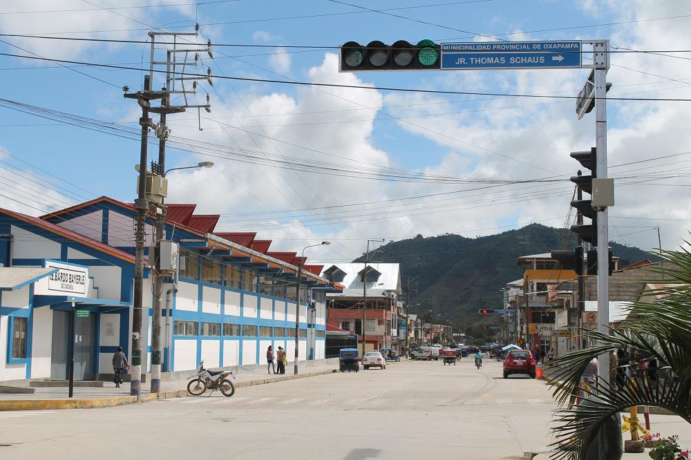 Oxapampa: instalan semáforos por seguridad de escolares 