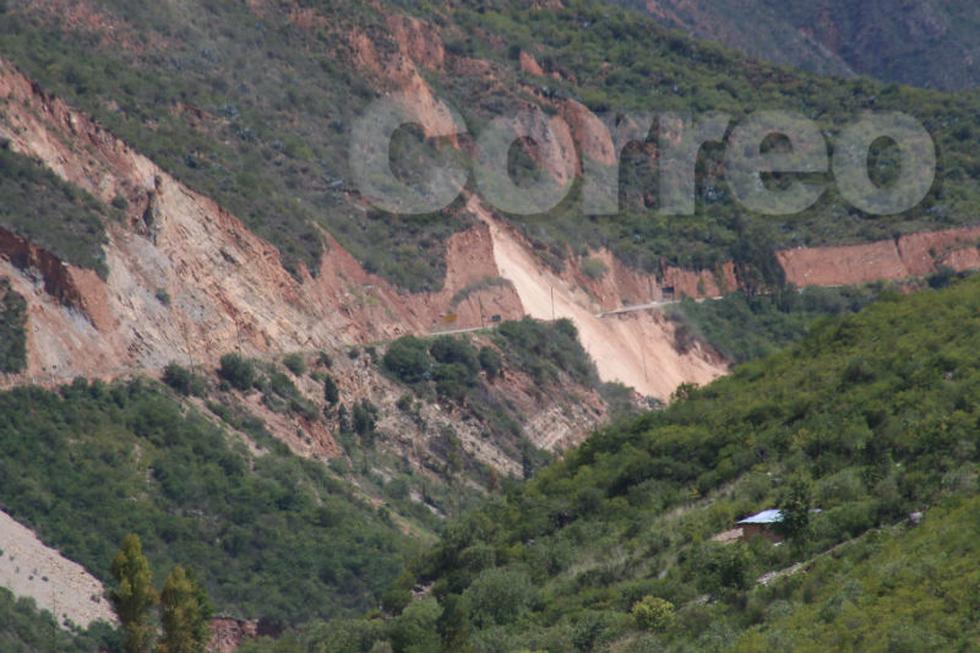 Huancavelica: Población huye por deslizamientos de cerro