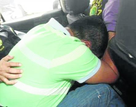 Advierten: menores de edad no pueden viajar  solos 