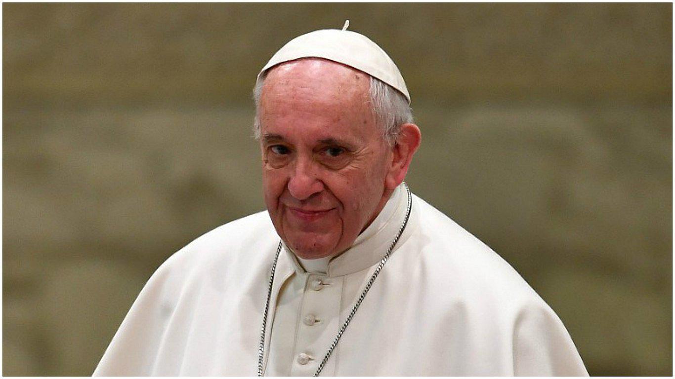 ¡Mira el Mannequin Challenge del Papa Francisco! [VÍDEO]