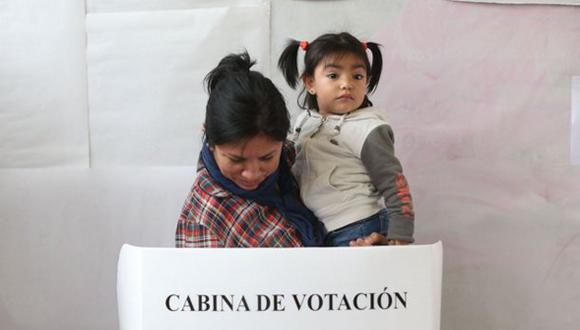 El derecho del voto de la mujer fue otorgado en 1955. (Foto: Andina)