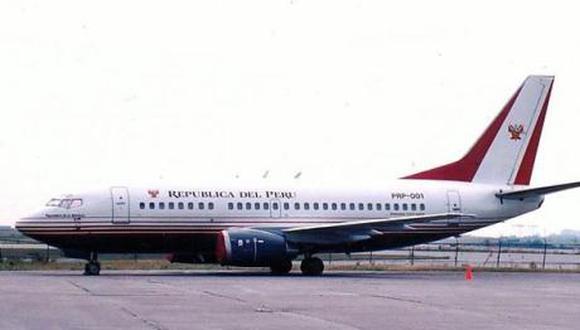 "Avión parrandero": Historia del Boeing 737-528
