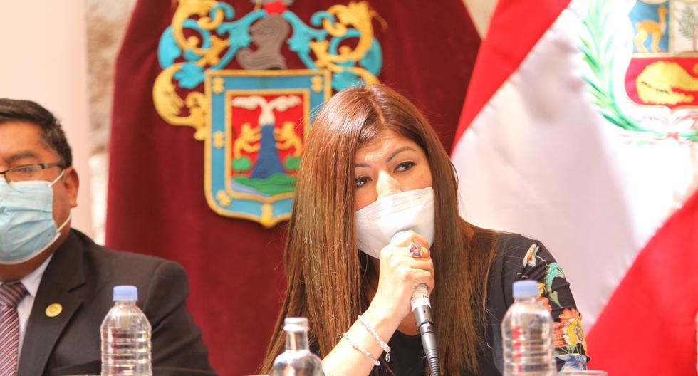Exhortan a gobernadora de Arequipa a no contratar funcionarios denunciados por violencia