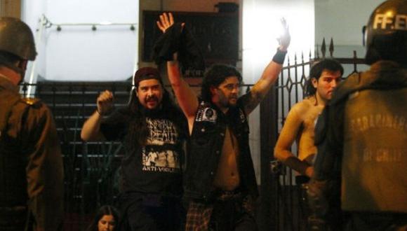 Chile: Tres muertos y cinco heridos graves en  concierto punk
