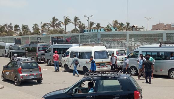 Transportistas y usuarios afectados tras cierre intempestivo del terminal Epsel.