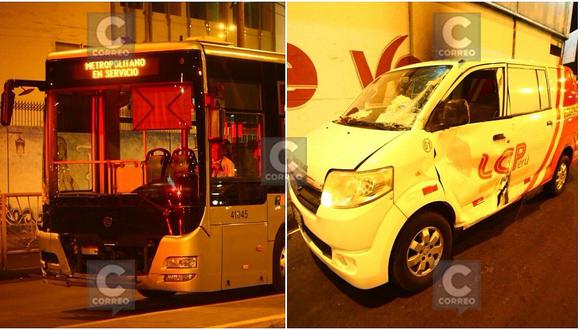 Cuatro heridos tras choque de bus del Metropolitano contra camioneta (FOTOS Y VIDEOS)