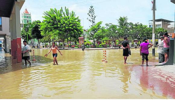 Piura: Alcaldes responsabilizan al GR de daños por inundación
