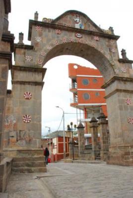 Demolerán edificios en el Arco Deustua