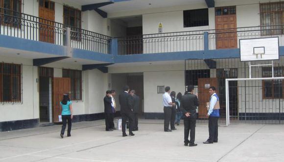 Defensoría supervisó examen de docentes en Huánuco