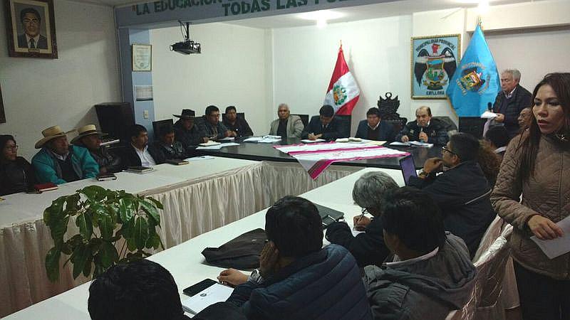 PCM instala  mesa de diálogo en Caylloma para solucionar los problemas