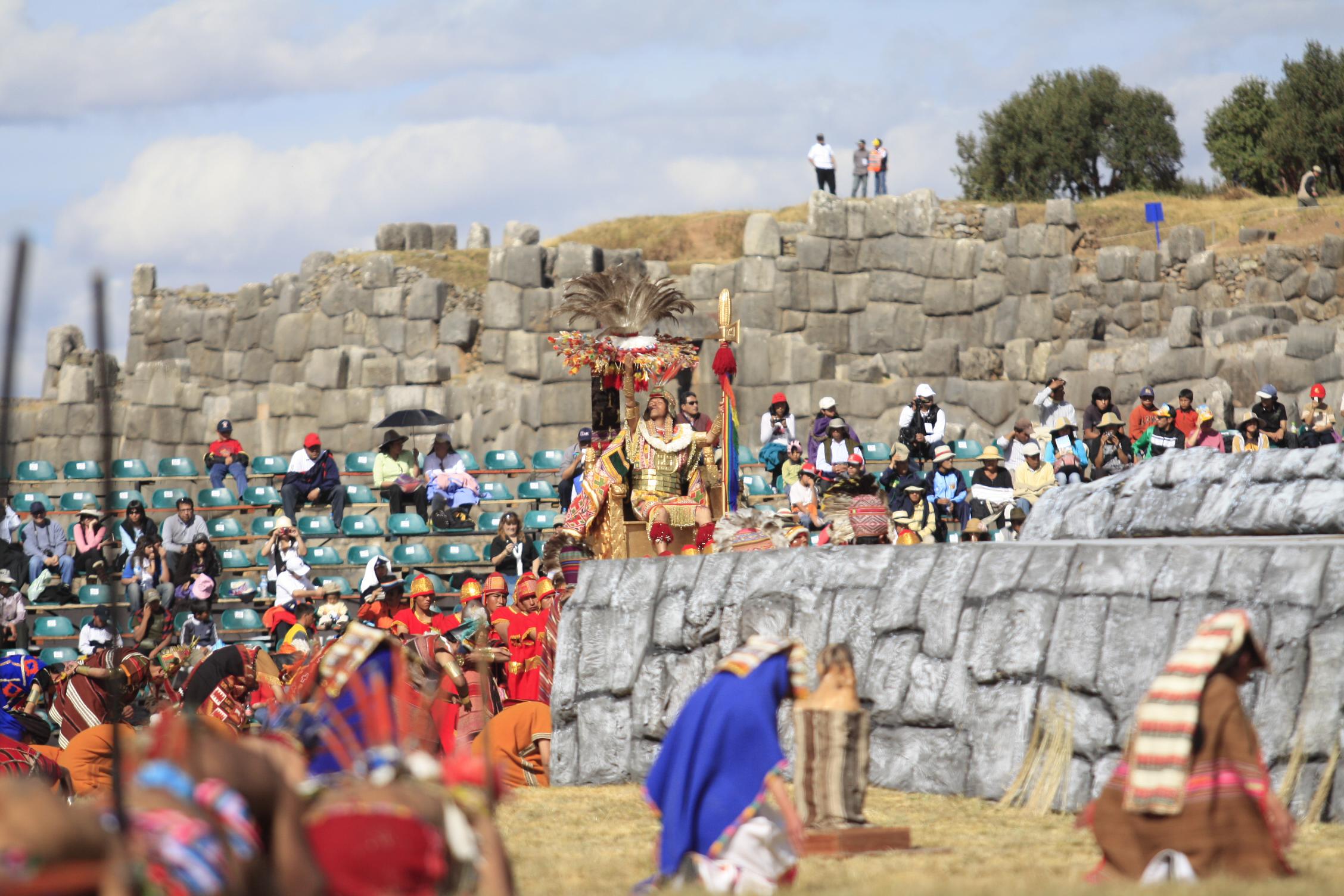 ​Inti Raymi: dos mil policías resguardarán accesos y salidas en Sacsayhuamán