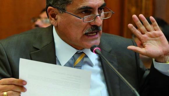 Fiscal de la Nación archiva investigación contra Julio Gagó