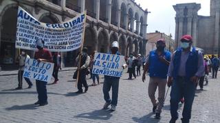 Pobladores de Paucarpata protestaron contra Sedapar por planta de agua potable