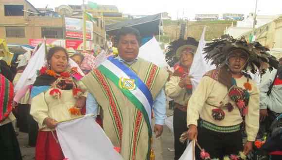 El distrito de Usicayos saludó a Carabaya por su aniversario 