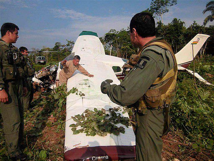 Paraguay: ​incautan avioneta con 396 kilos de cocaína peruana