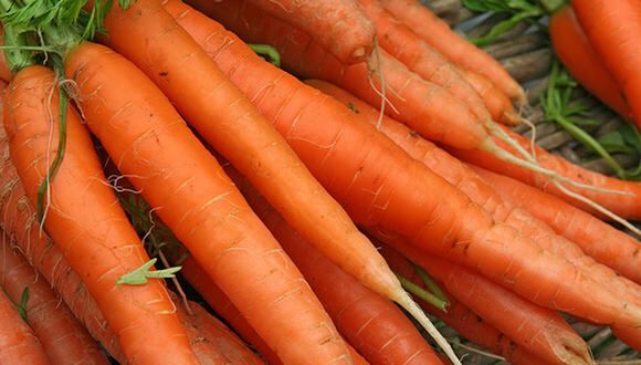 Tubérculos como camote y zanahoria se venden a menos de un sol el kilo