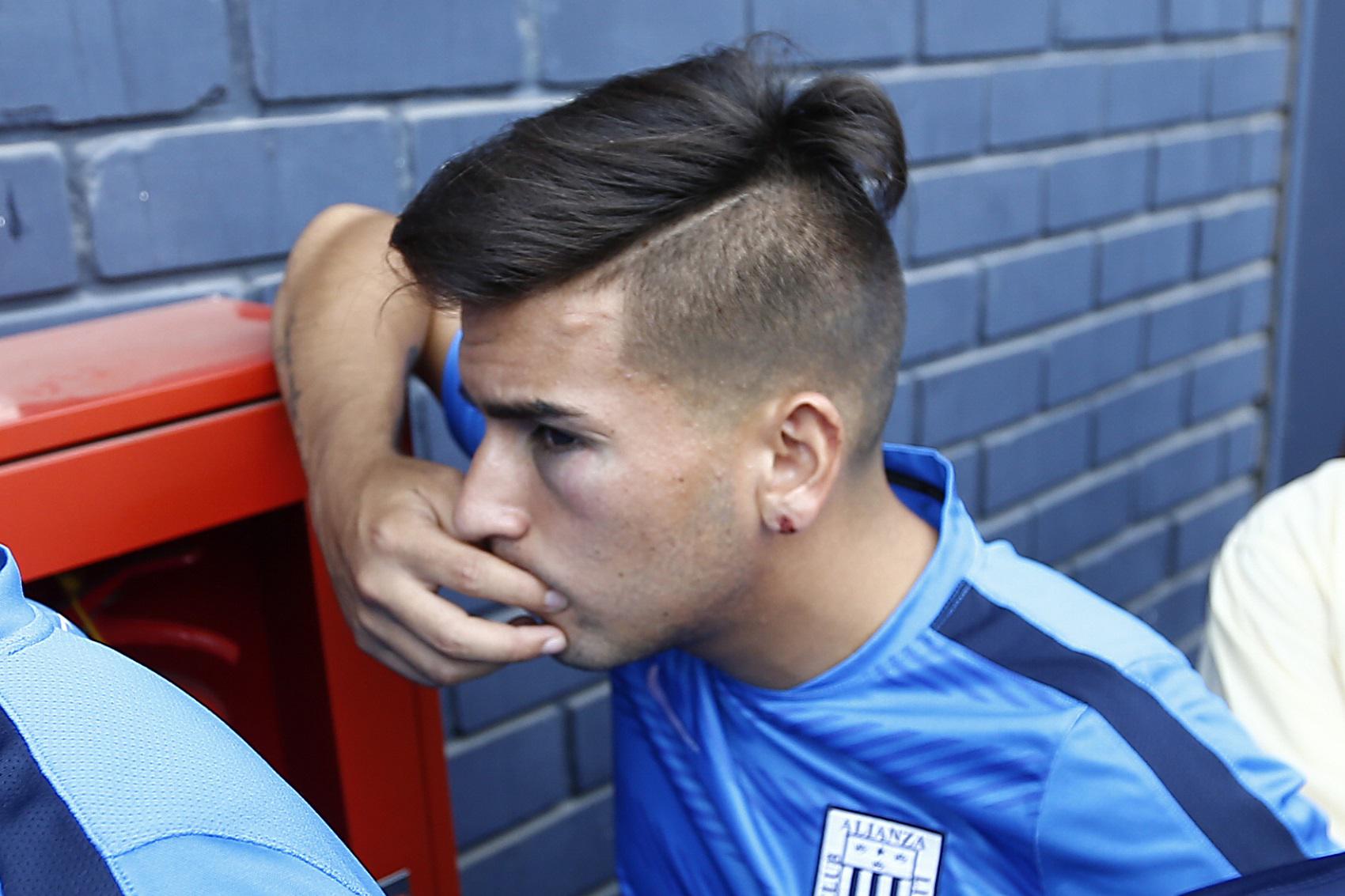 Trujillano Víctor Cedrón recibió paliza de hinchas de Alianza Lima