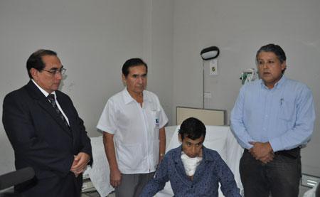 Trujillo: Extirpan tumor de 6 kilos a paciente del Iren