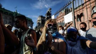 Argentina: ciudadanos protestan contra el Gobierno por el escándalo de las vacunas VIP