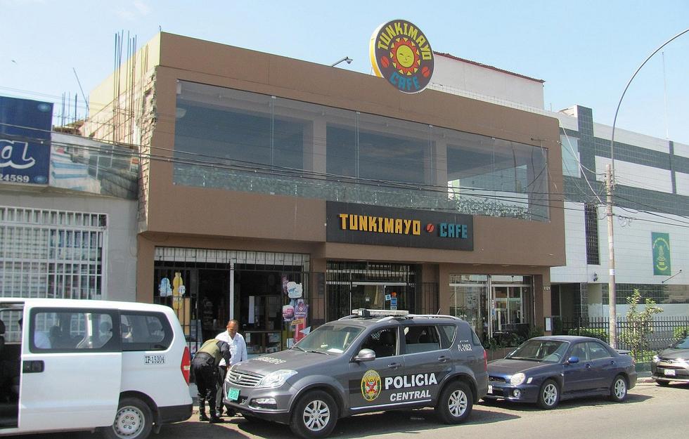 Con modalidad escalamiento entran a cafetería para robar dinero y equipos