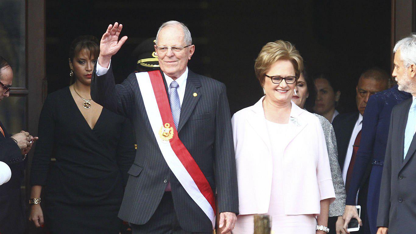 Primera dama negó ser parte de Cosapi