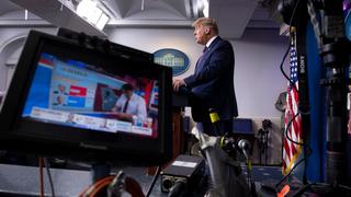 Cadenas de TV estadounidenses retiraron del aire a Donald Trump para evitar desinformación en torno al conteo de votos
