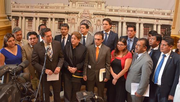 Fujimorismo presenta proyecto de ley para crear el Día del Fútbol Peruano
