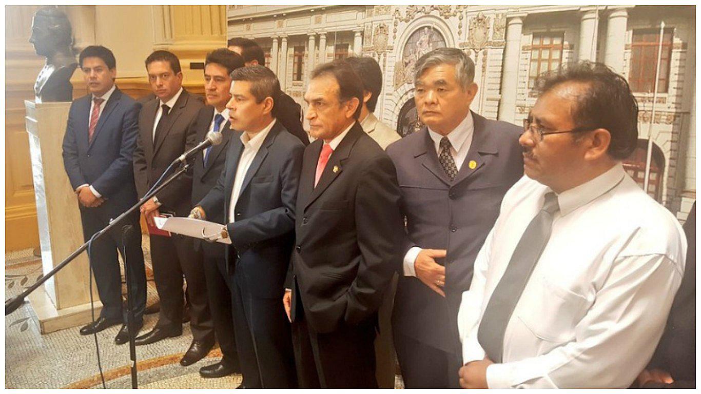 Fuerza Popular oficializó la presentación de moción de censura contra Jaime Saavedra (VIDEO)