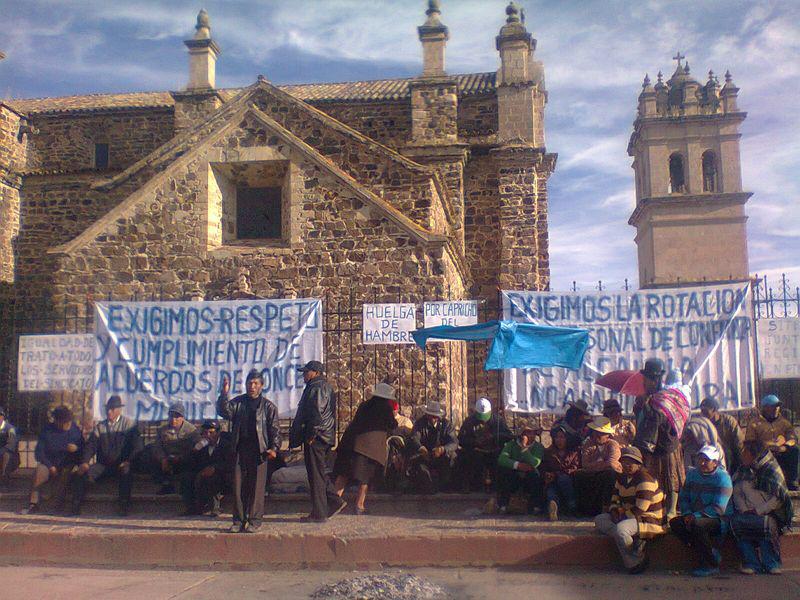 Lampa: Ratifican salida de alcalde José Hañari