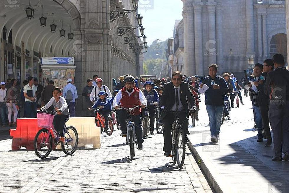 ​Comerciantes protestan contra la implementación de ciclovía en Arequipa (FOTOS)