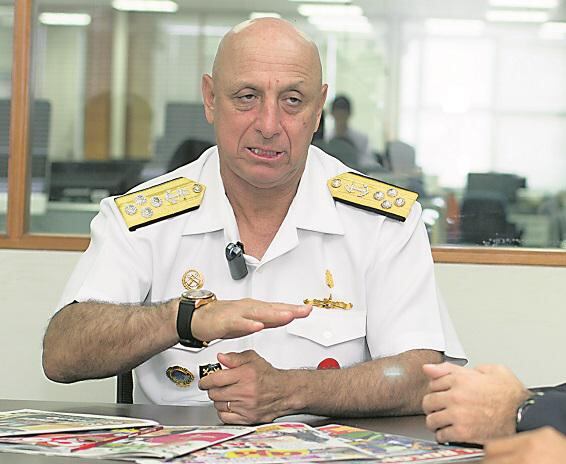 Salazar y Cueto se acusan mutuamente por caso López Meneses