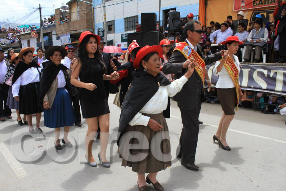 Chinchilpos y gamonales celebran fallo de La Haya con desfile (FOTOS)