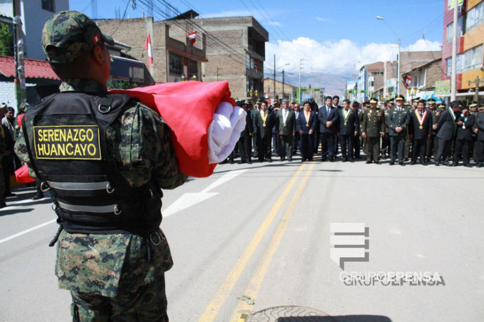 Huancayo: Con desfile conmemoran aniversario