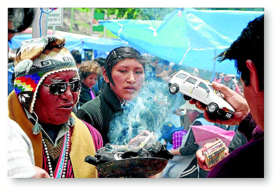 Feria de las Alasitas, camino para cumplir los sueños de todos