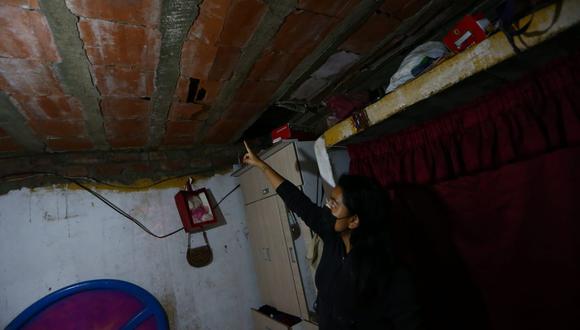Así quedó una casa afectada por el sismo. Fotos: Alessandro Currarino / @photo.gec