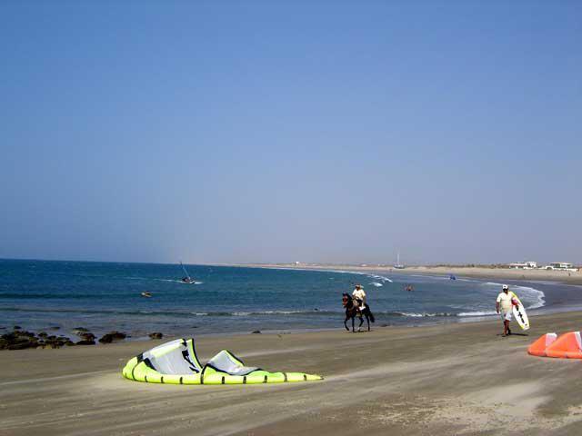 Piura: Dos playas no están aptas para los bañistas