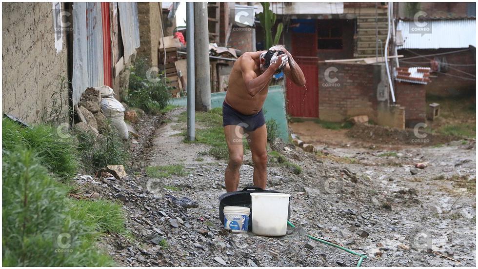 200 familias viven consumiendo agua de lluvia y de puquial (FOTOS)