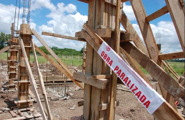 Perú registra 560 obras paralizadas por un valor de 1.350 millones de dólares