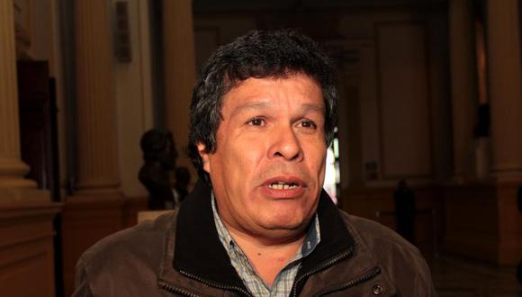 Benítez advierte "golpe de estado regional" para levantar popularidad de Humala