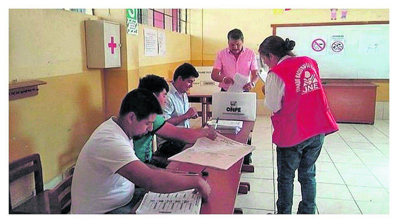 Solo ocho movimientos regionales de Tumbes logran inscribirse a tiempo ante el JNE