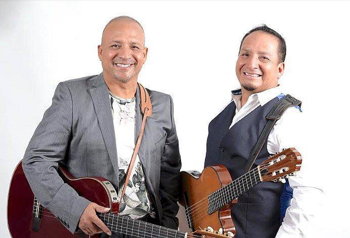 Rodolfo y Diosdado Gaitán Castro siguen celebrando sus 30 años de carrera