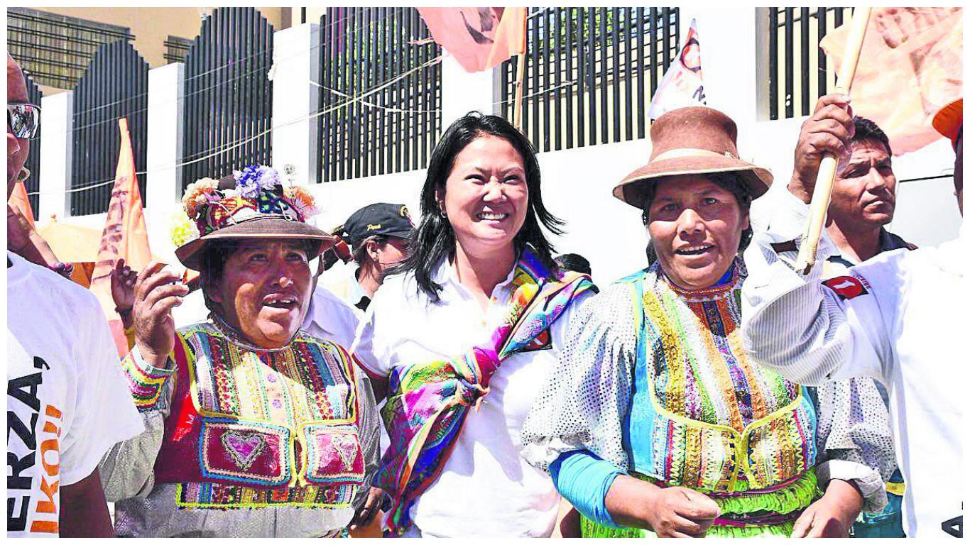 El JNE exculpa a Keiko Fujimori por dádivas en campaña