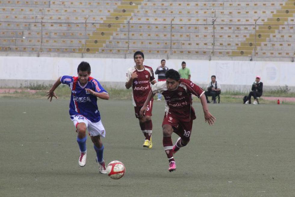 Mannucci gana, puntea y sigue invicto