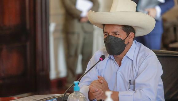 En Twitter, dicho grupo parlamentario afirmó que dicha medida no solo representaría un “blindaje”, sino también “una falta de respeto a la población peruana”. (Foto: Presidencia)